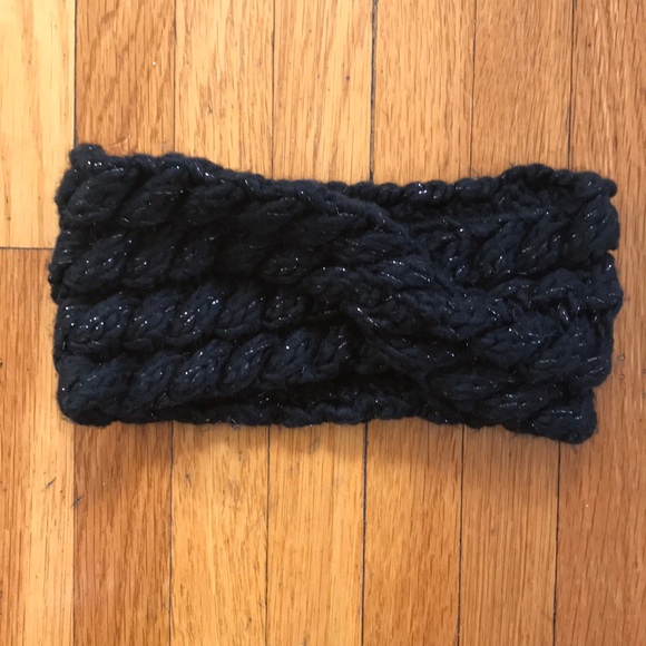 BUNDLE: Steve Madden black gloves & Target scarf - Picture 5 of 13